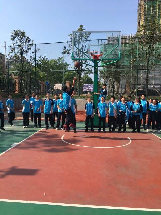 一夏 传承文化——官园学校首次举办体育游戏节活动 - 宜春官园学校